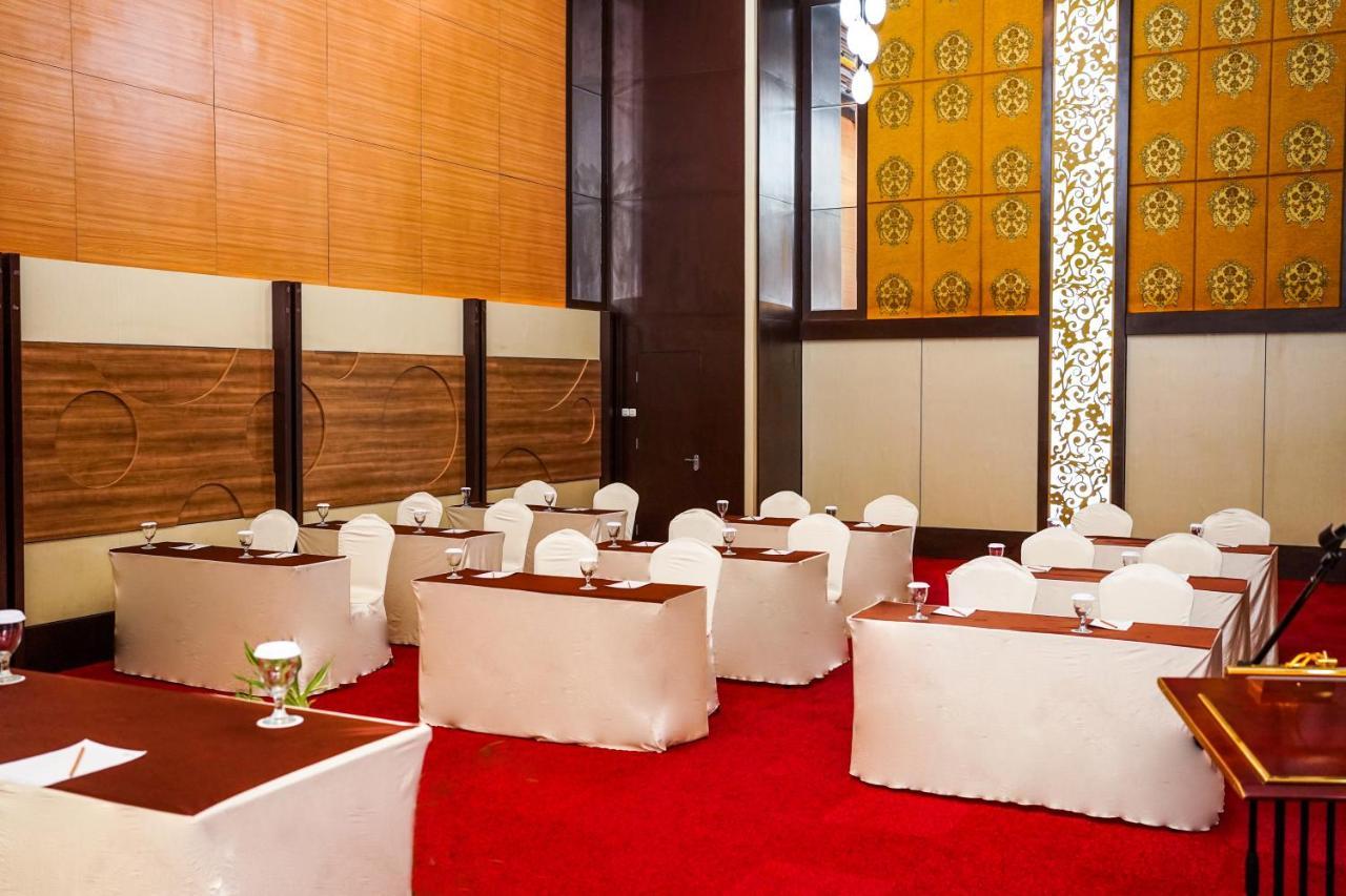 Jle'S Hotel Manado Luaran gambar
