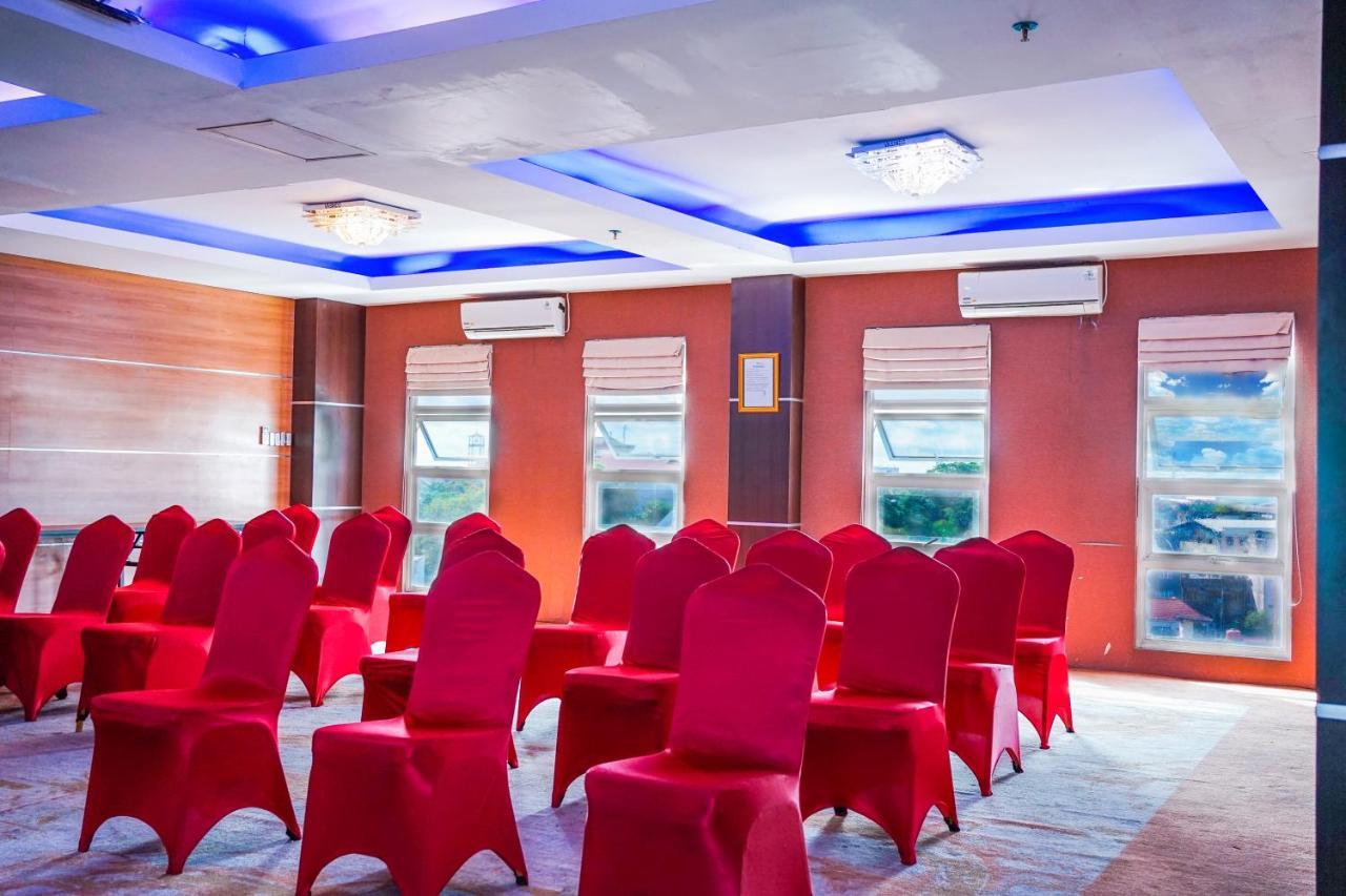 Jle'S Hotel Manado Luaran gambar