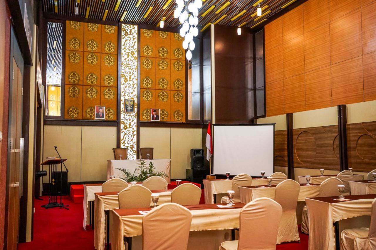 Jle'S Hotel Manado Luaran gambar