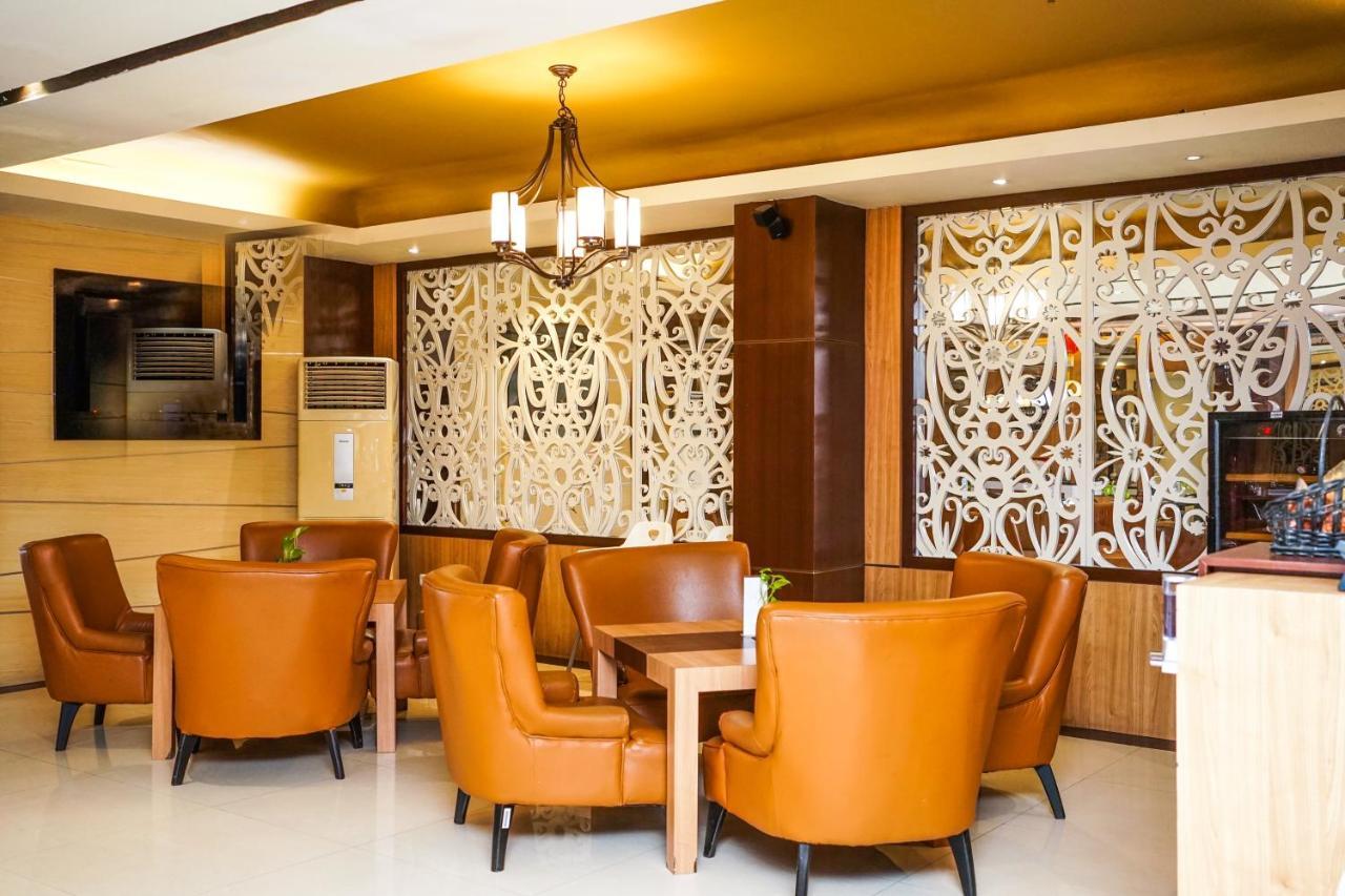 Jle'S Hotel Manado Luaran gambar