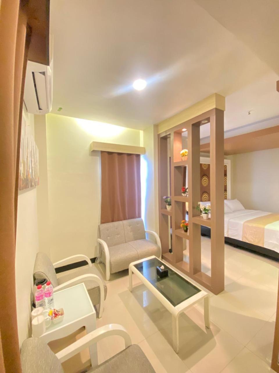 Jle'S Hotel Manado Luaran gambar