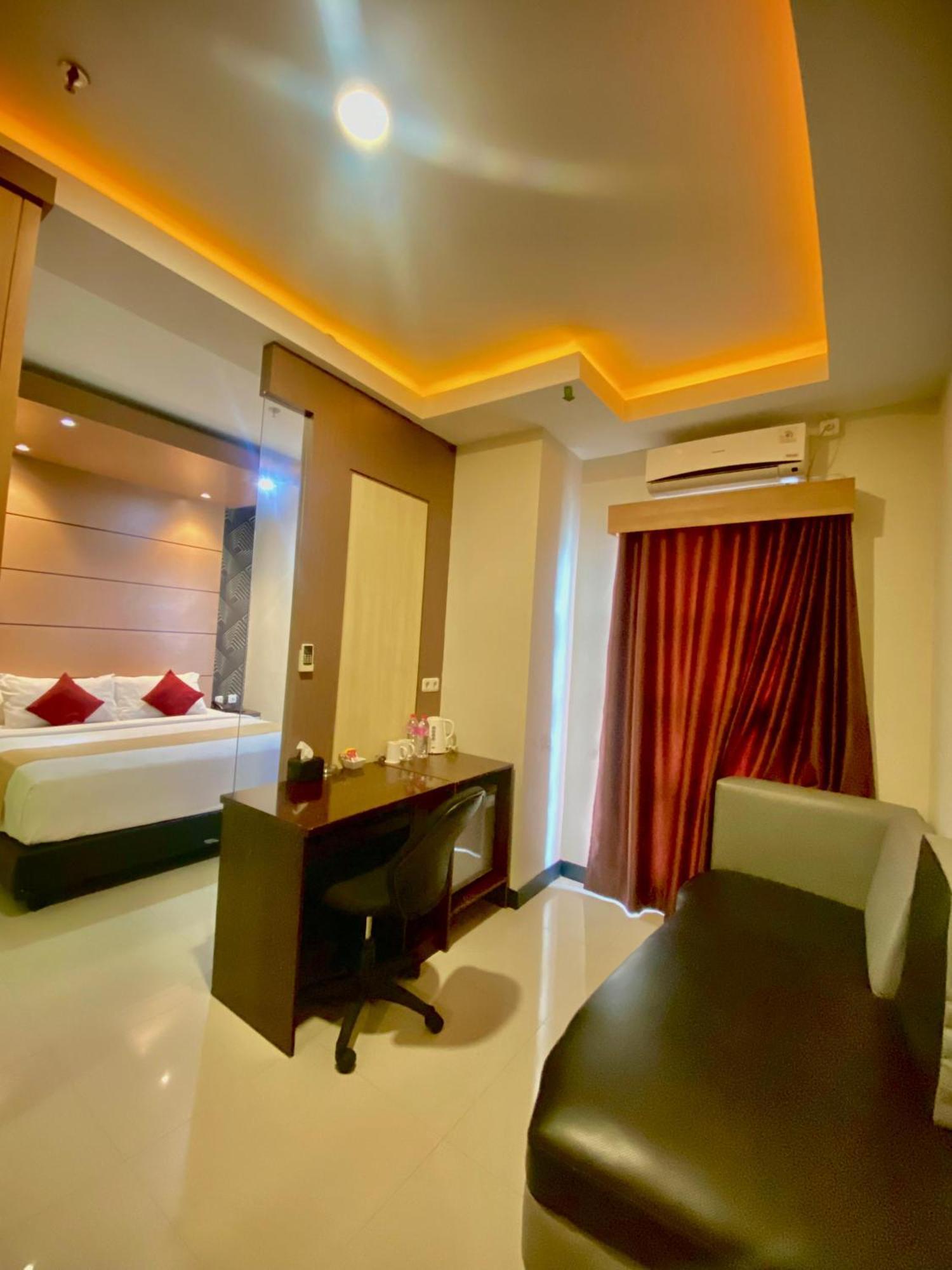 Jle'S Hotel Manado Luaran gambar